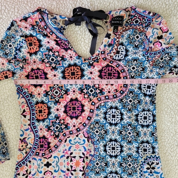 Coco Bianco Colorful Bell Sleeve Tie Back Pink Blue White Blouse Size M - Picture 12 of 14